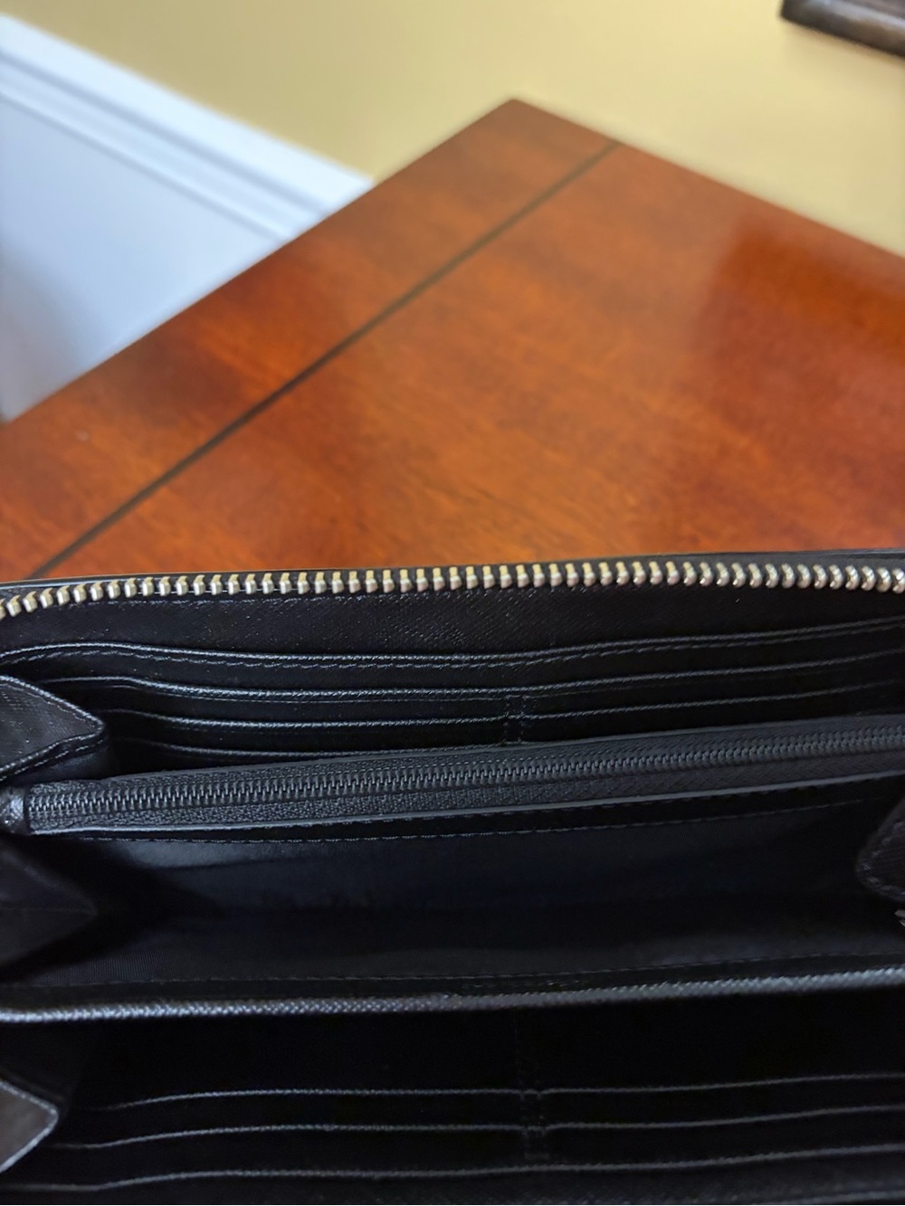 Coach Black Patent Leather Zip Wallet with Signature Emboss - Picture 6 of 7
